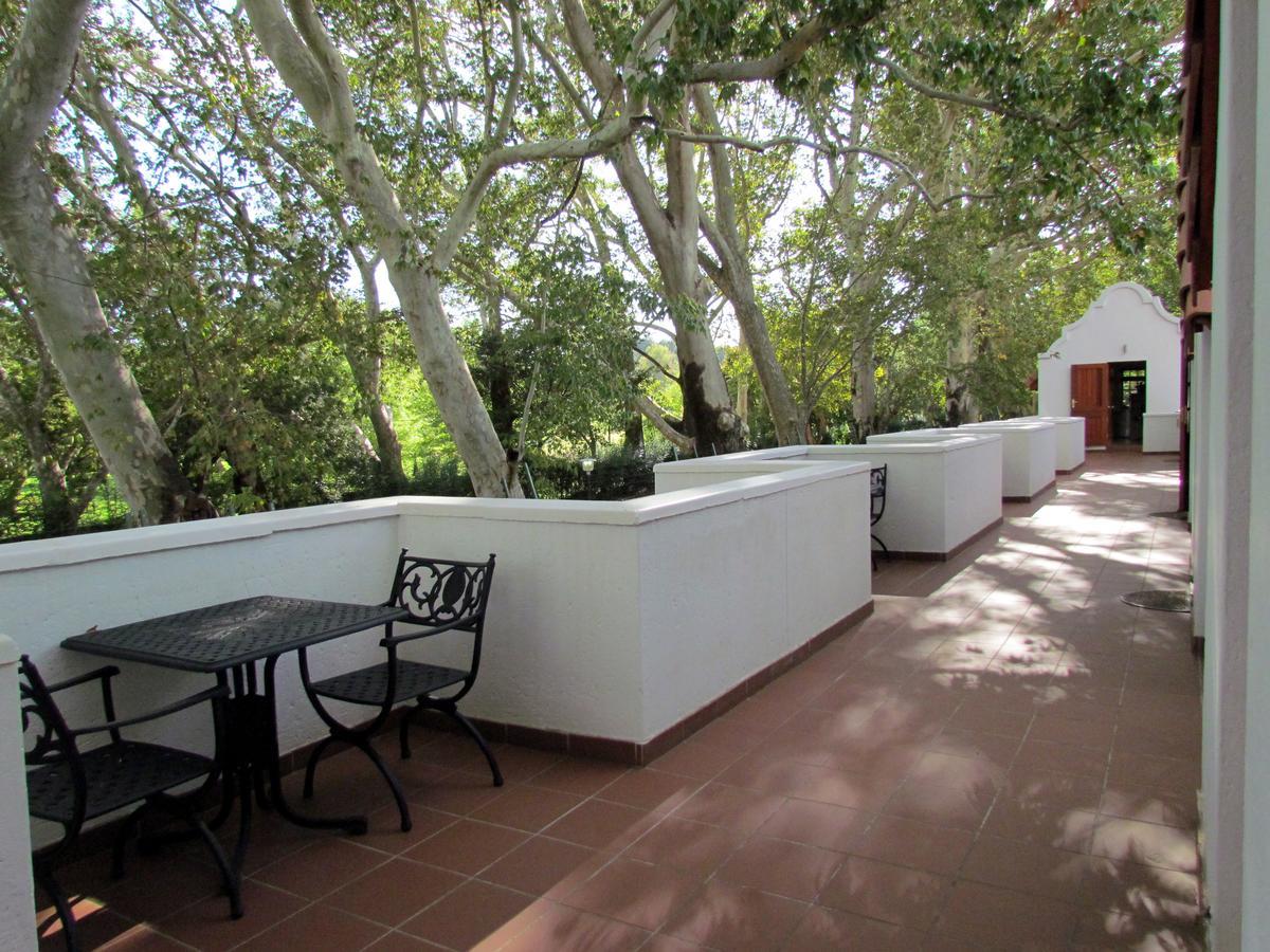 River Meadow Manor Centurion Exterior photo